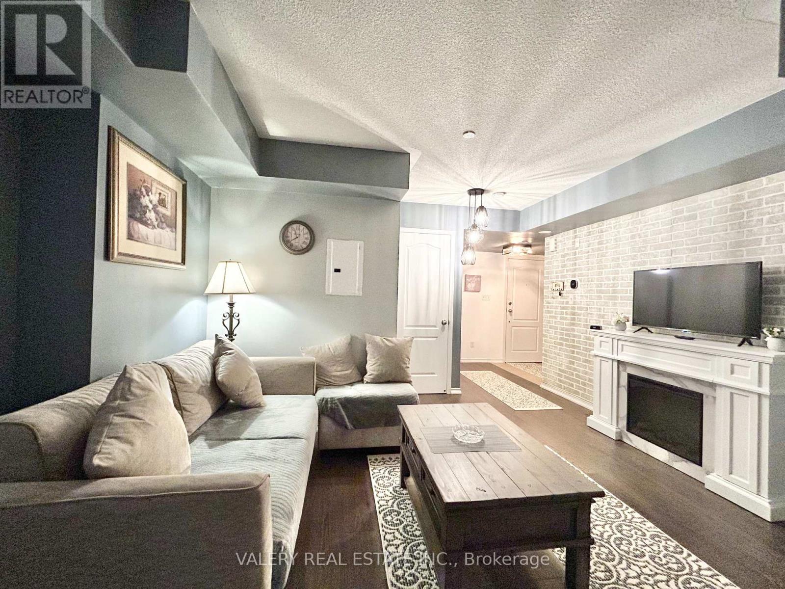 39 - 51 Hays Boulevard, Oakville, Ontario  L6H 0J1 - Photo 2 - W13602944