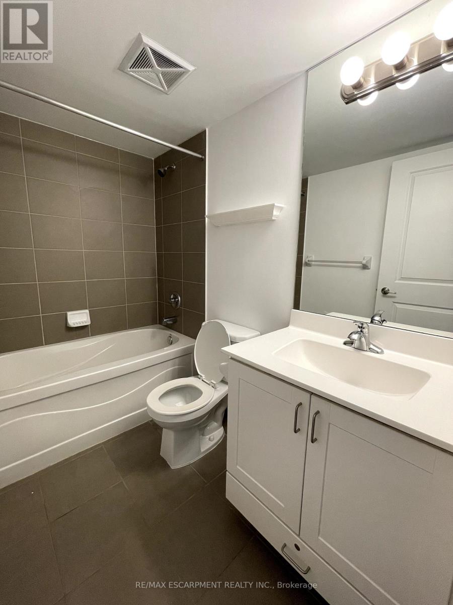 708 - 330 Burnhamthorpe Road S, Mississauga, Ontario  L5B 0E1 - Photo 6 - W13602986