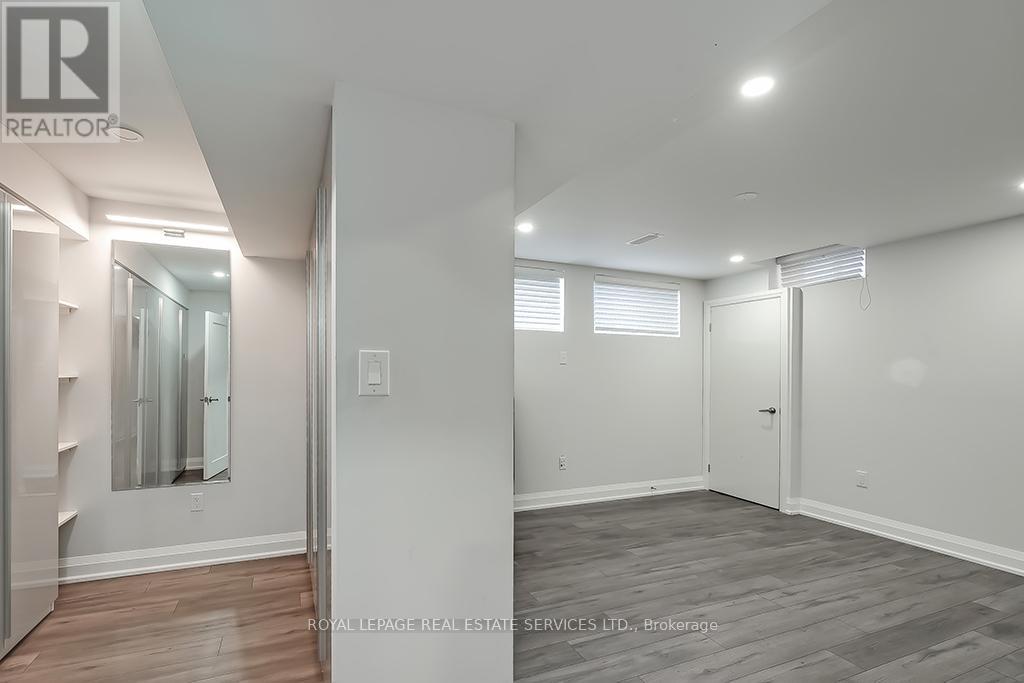 2596 North Ridge Trail, Oakville, Ontario  L6H 7L5 - Photo 33 - W13602988
