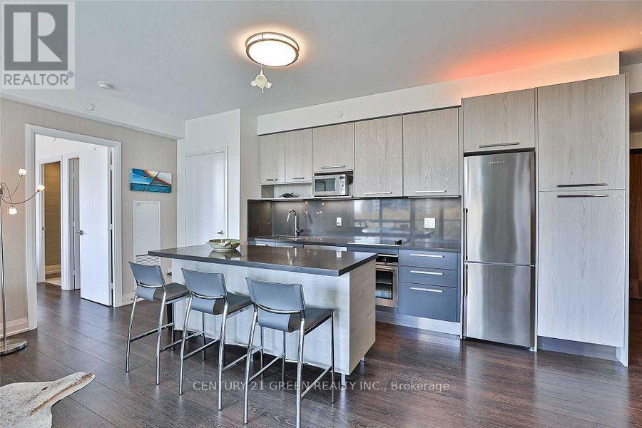 303 - 36 PARK LAWN ROAD, Toronto (Mimico)