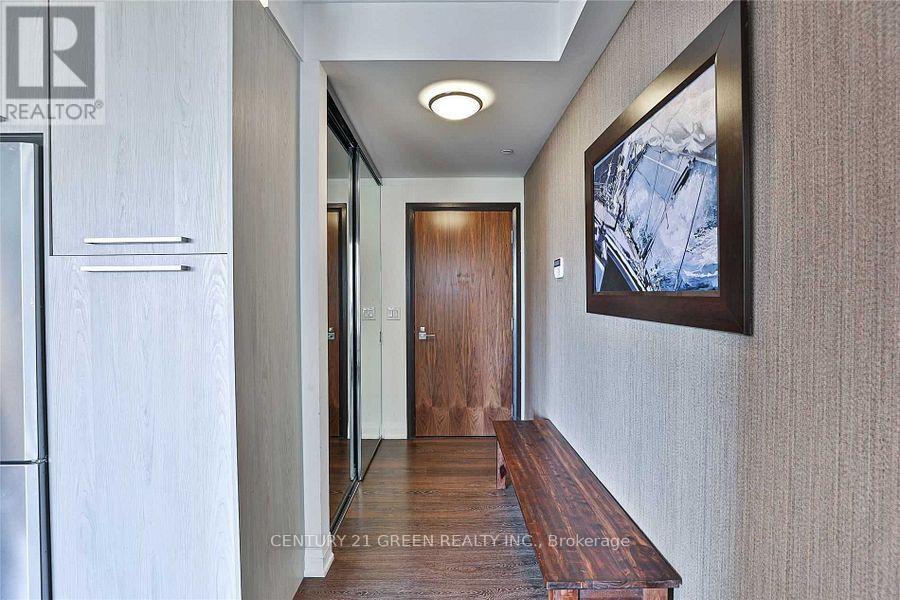 303 - 36 Park Lawn Road, Toronto, Ontario  M8V 0E5 - Photo 2 - W13603042