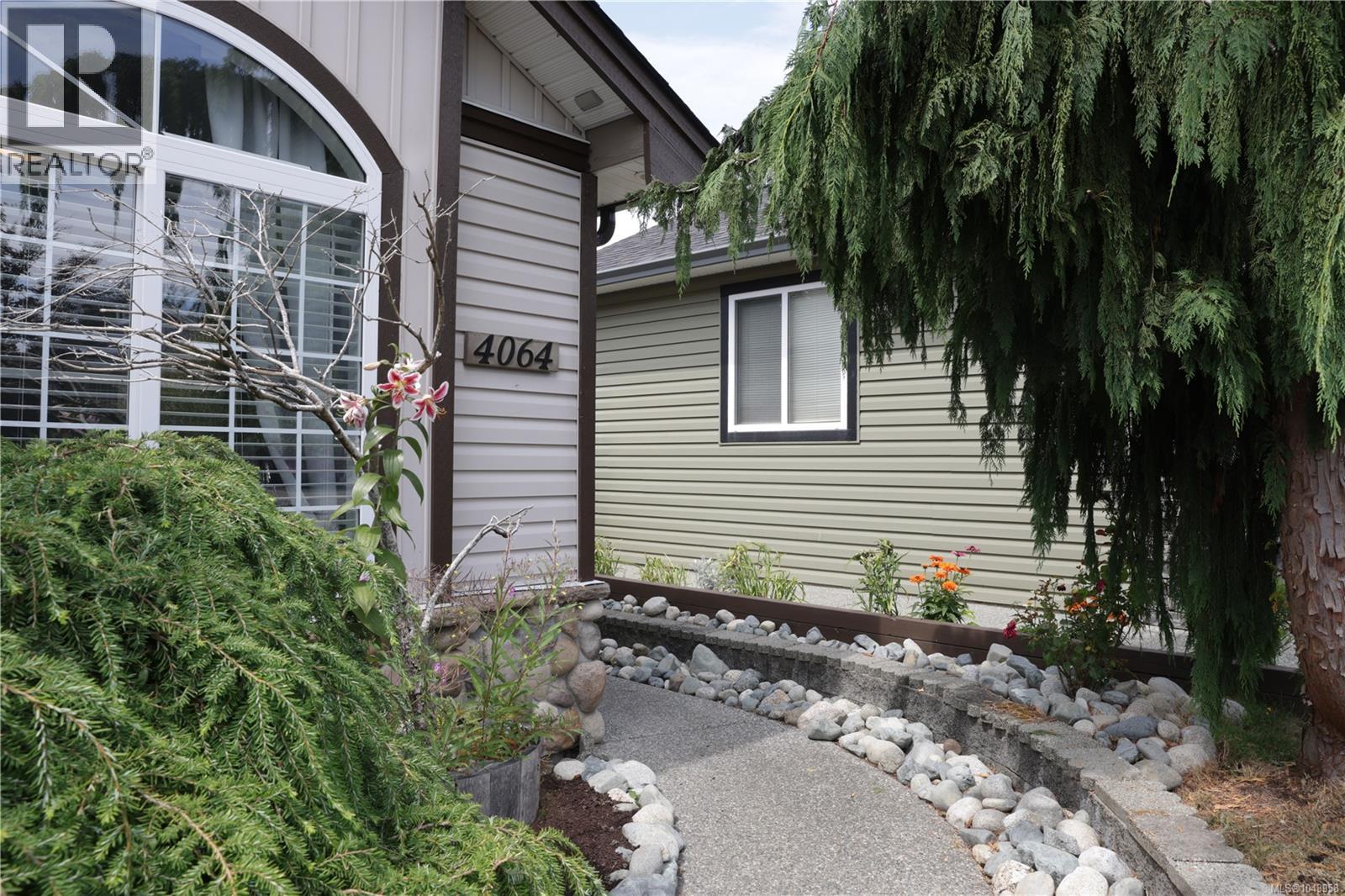 4064 Valewood Dr — photo 2