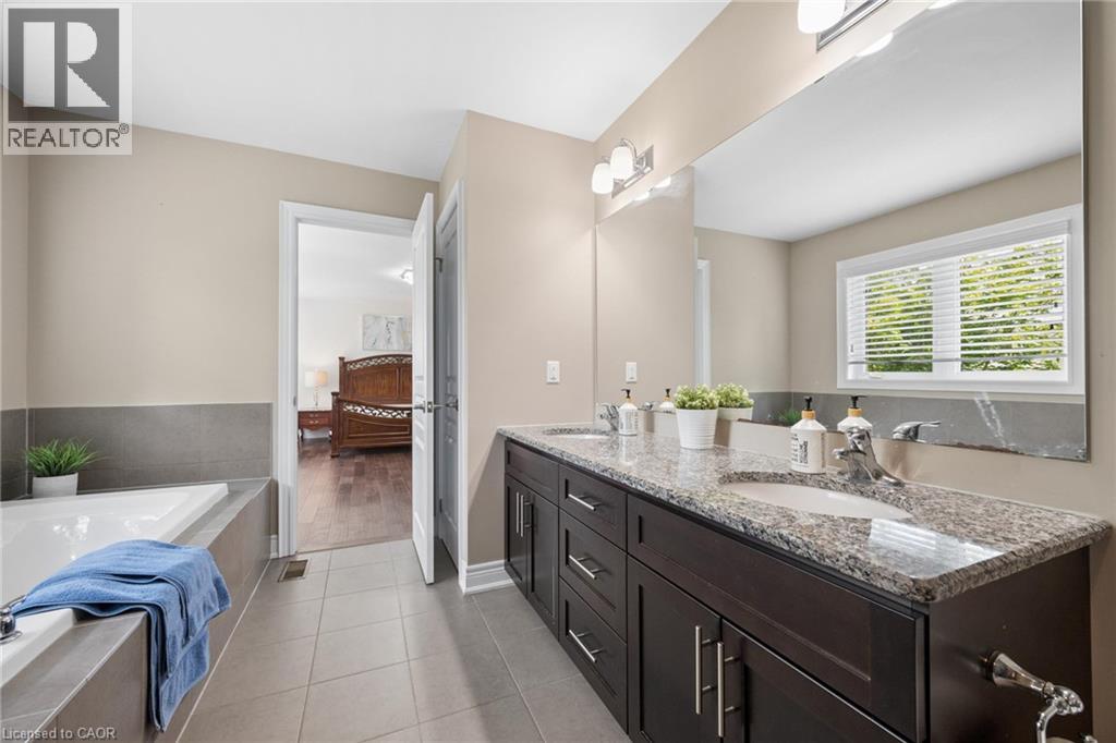 145 Redtail Street, Kitchener, Ontario  N2K 4J5 - Photo 23 - 40848355
