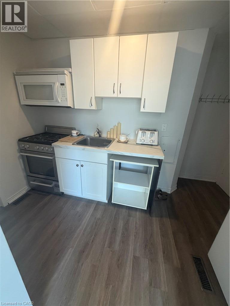 944 King Street W Unit# 1, Hamilton, Ontario  L8S 1K8 - Photo 4 - 40850962