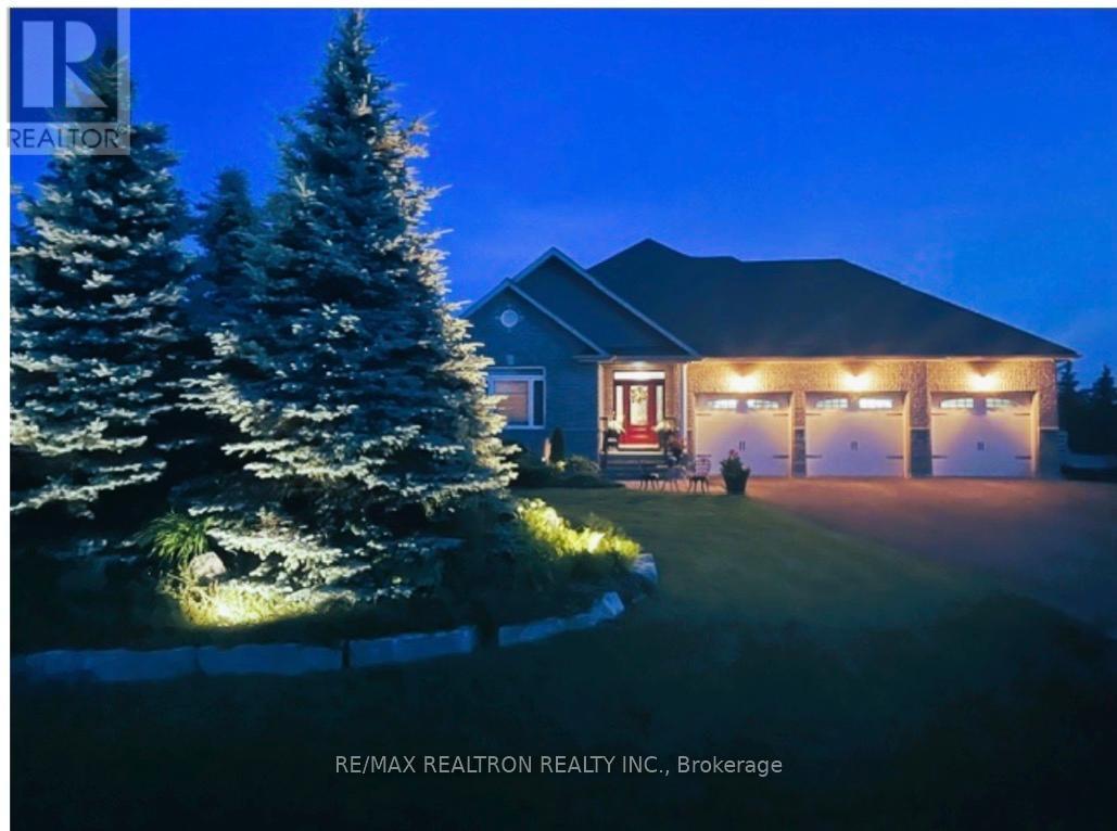 17 Brolley Crescent, Essa, Ontario  L0L 2N2 - Photo 3 - N13592152