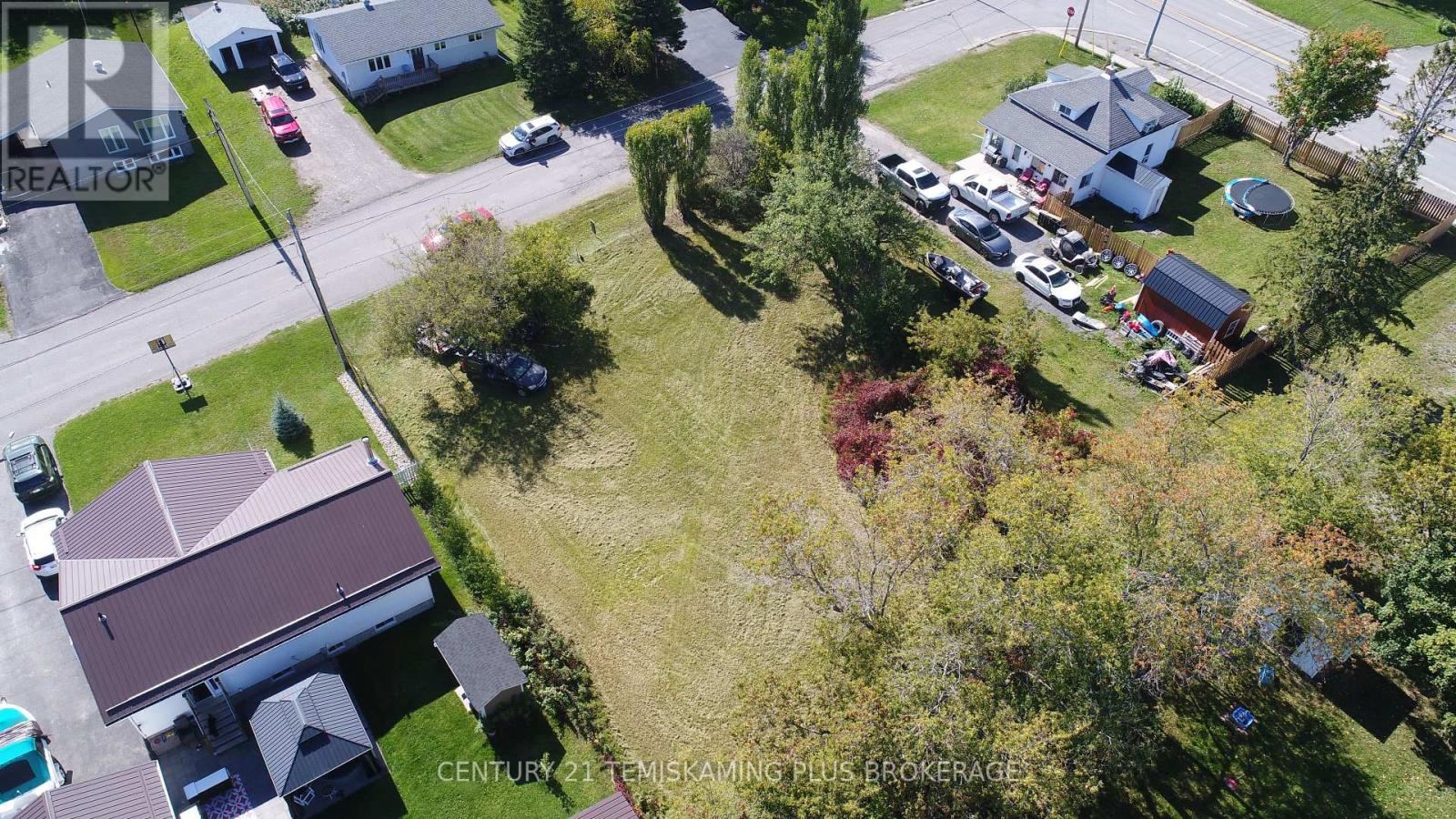141-142 Algonquin Drive, Temiskaming Shores, Ontario  P0J 1K0 - Photo 15 - T13603084