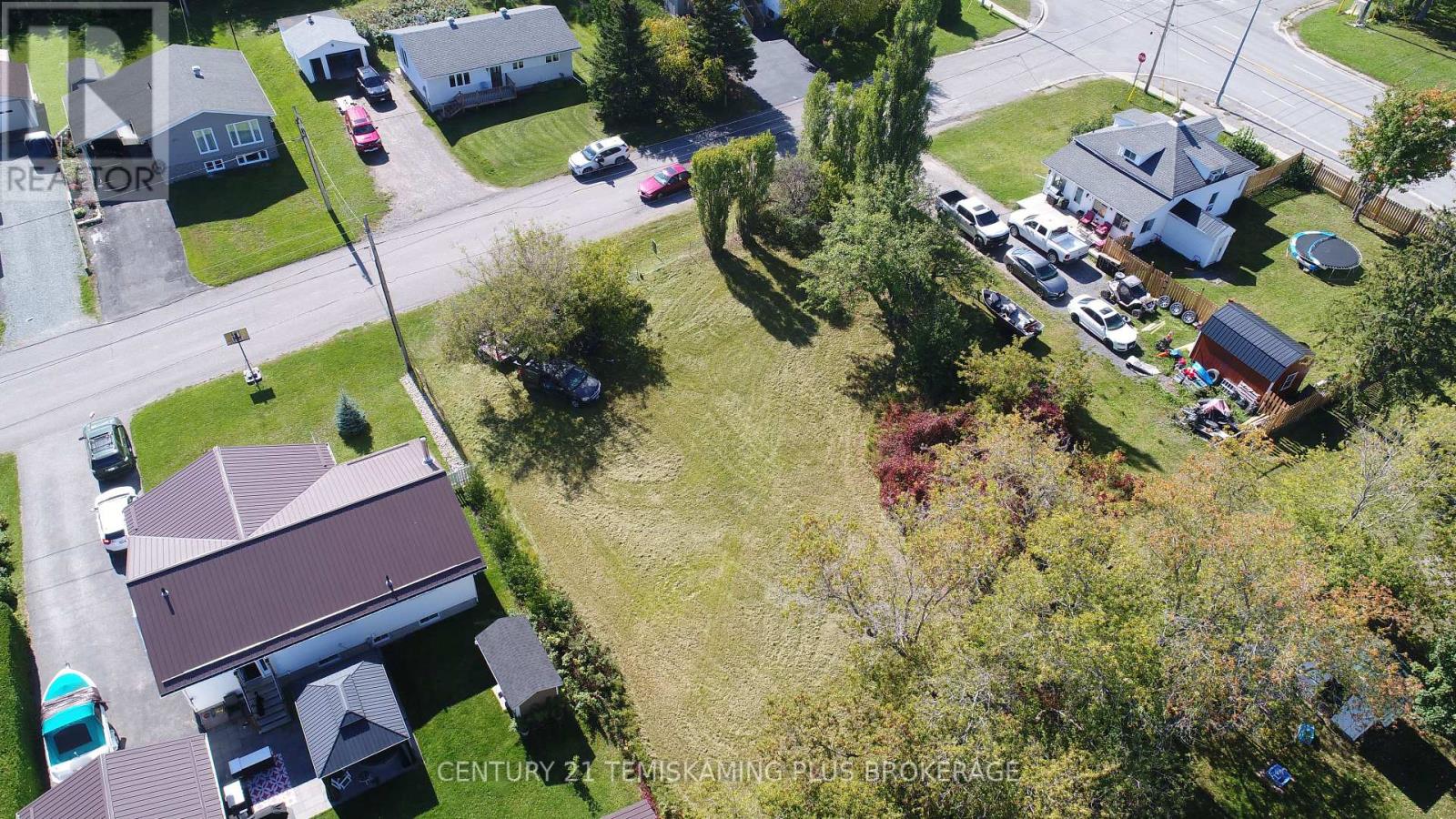 141-142 Algonquin Drive, Temiskaming Shores, Ontario  P0J 1K0 - Photo 7 - T13603084