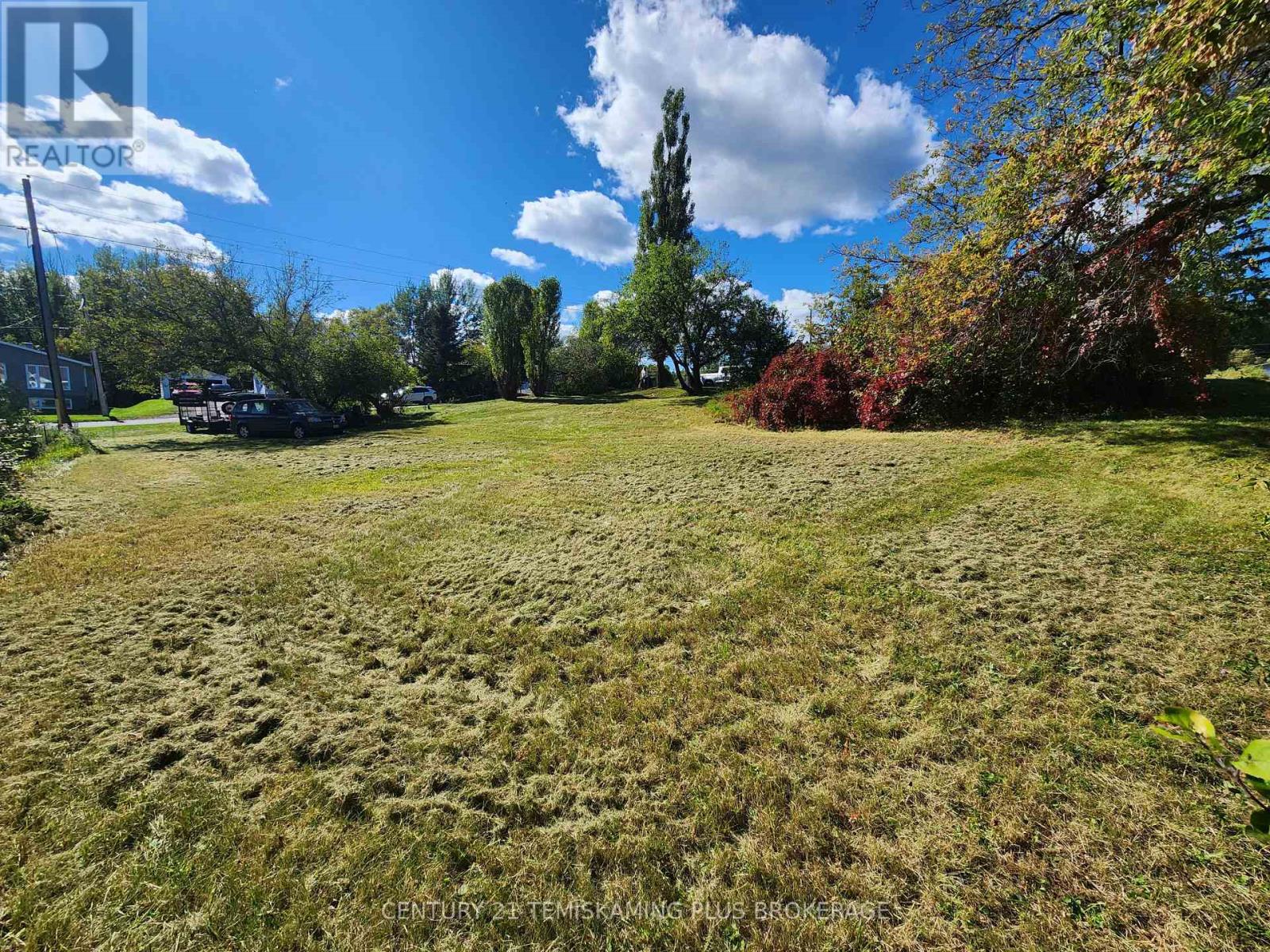 141-142 Algonquin Drive, Temiskaming Shores, Ontario  P0J 1K0 - Photo 9 - T13603084