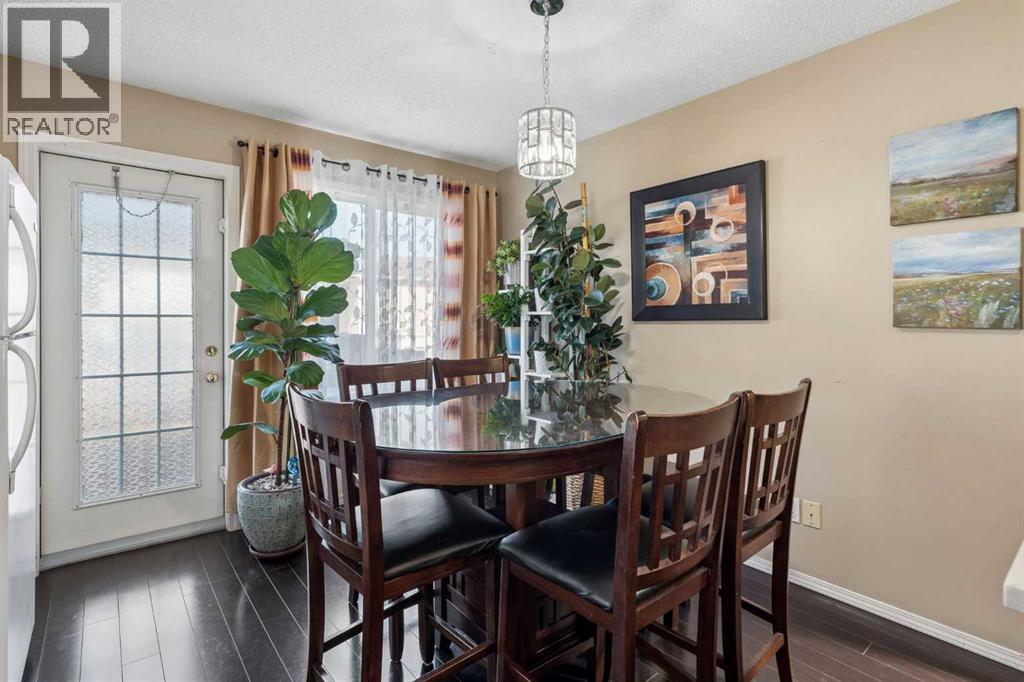 100 Applemont Close SE, Calgary, Alberta  T2A 7S3 - Photo 12 - A2329846