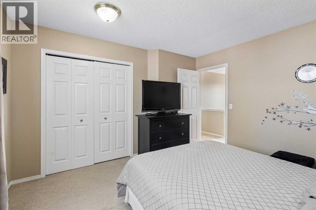 100 Applemont Close SE, Calgary, Alberta  T2A 7S3 - Photo 16 - A2329846