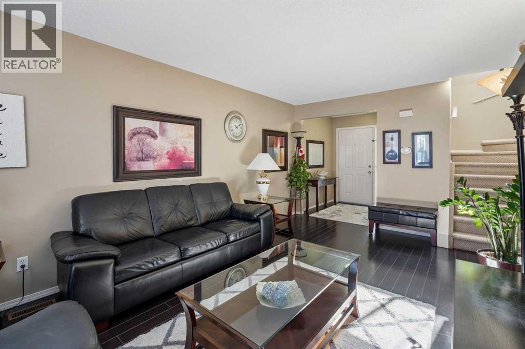 100 Applemont Close SE, Calgary, Alberta  T2A 7S3 - Photo 8 - A2329846
