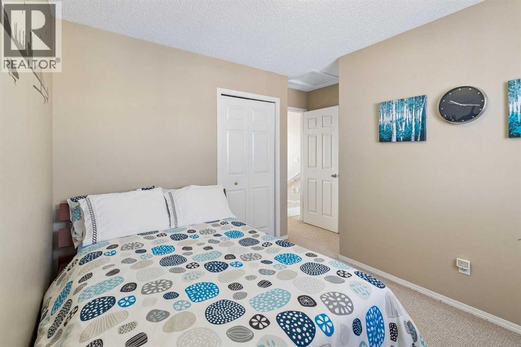 100 Applemont Close SE, Calgary, Alberta  T2A 7S3 - Photo 20 - A2329846