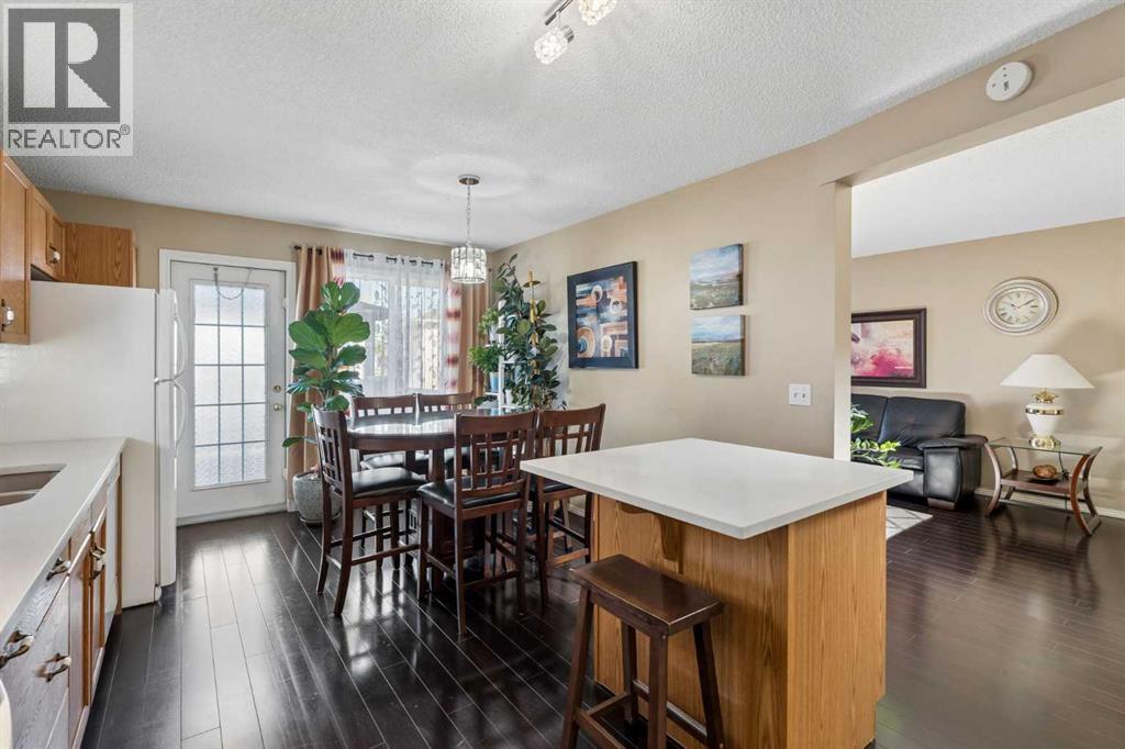 100 Applemont Close SE, Calgary, Alberta  T2A 7S3 - Photo 11 - A2329846