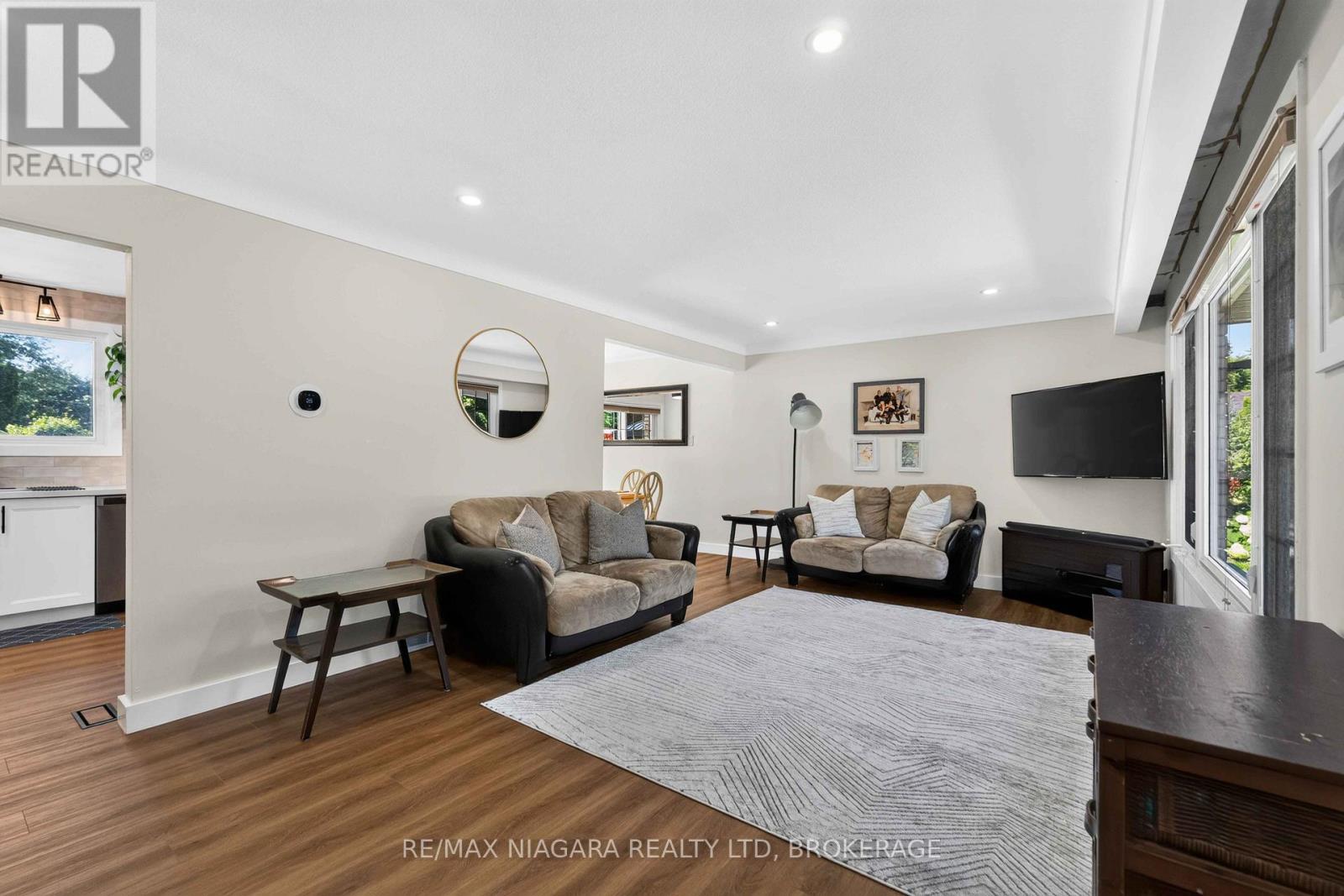 41 Old Coach Road, St. Catharines (Lakeshore), Ontario  L2N 2P6 - Photo 4 - X13603064