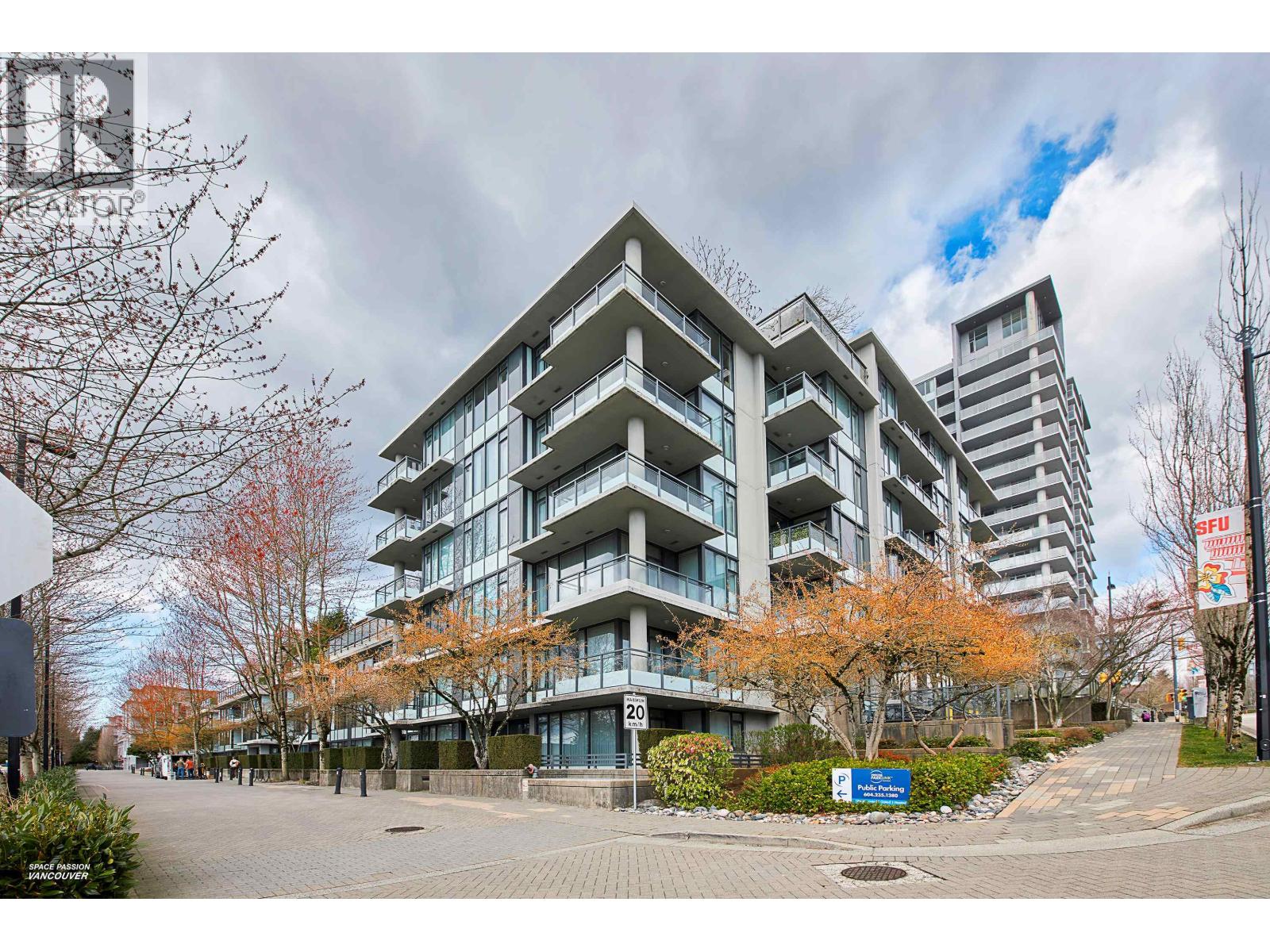 415 9009 CORNERSTONE MEWS
