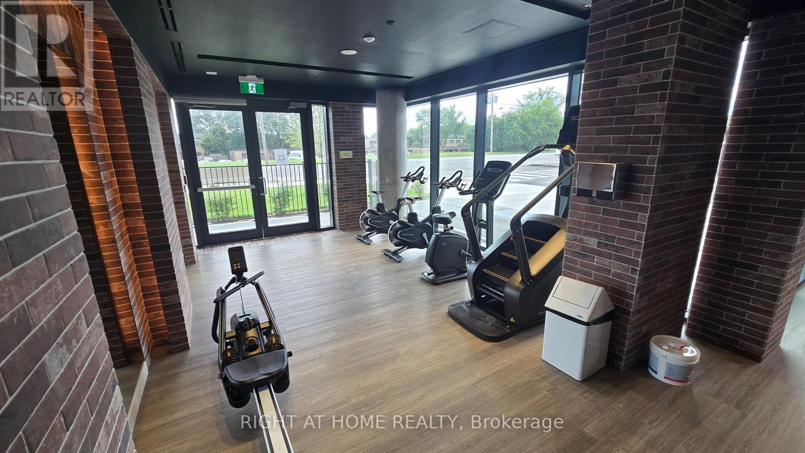 520 - 4010 Eglinton Avenue W, Toronto, Ontario M9A 0G5 - Photo 16 - W13600420