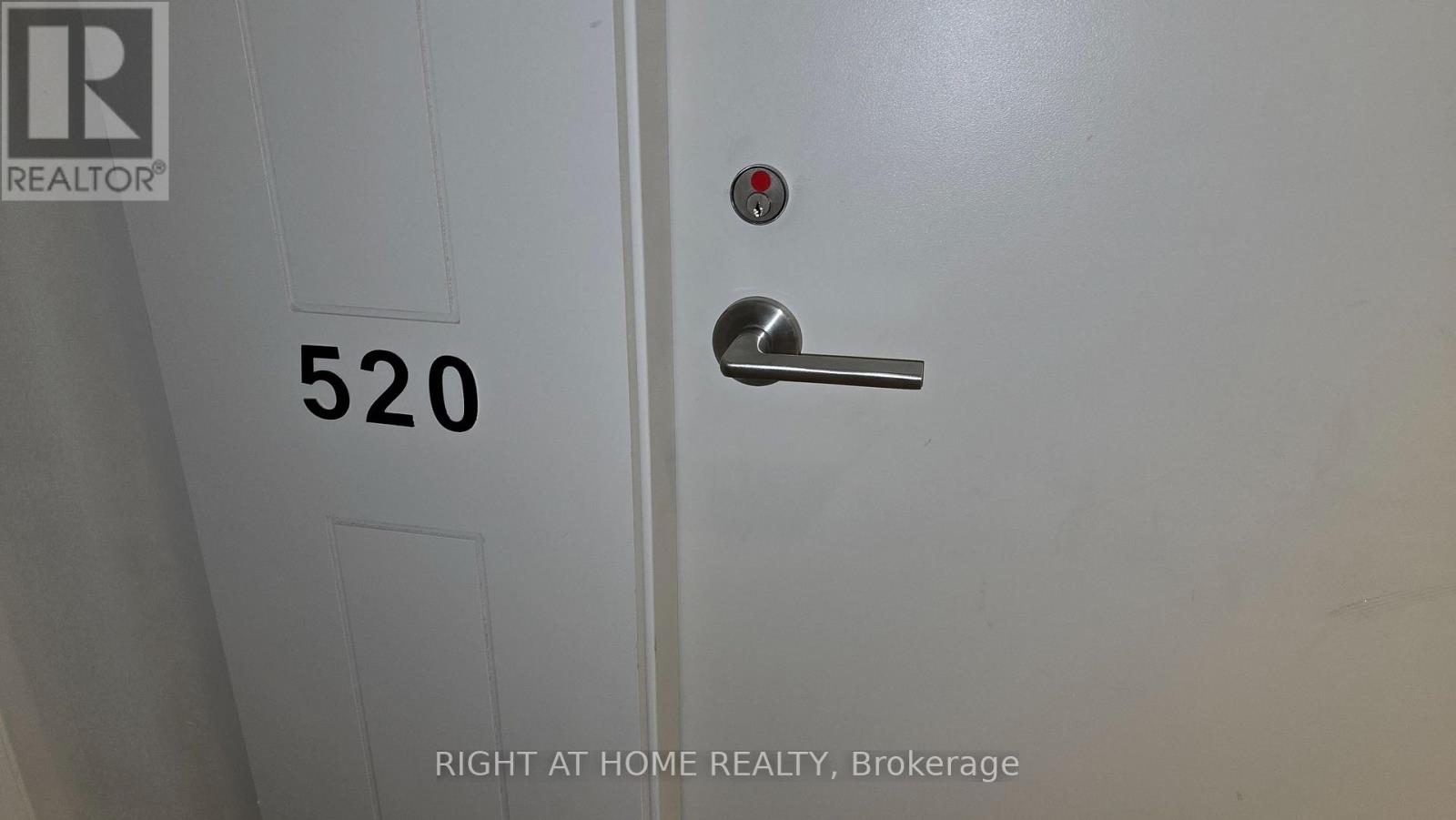 520 - 4010 Eglinton Avenue W, Toronto, Ontario M9A 0G5 - Photo 2 - W13600420