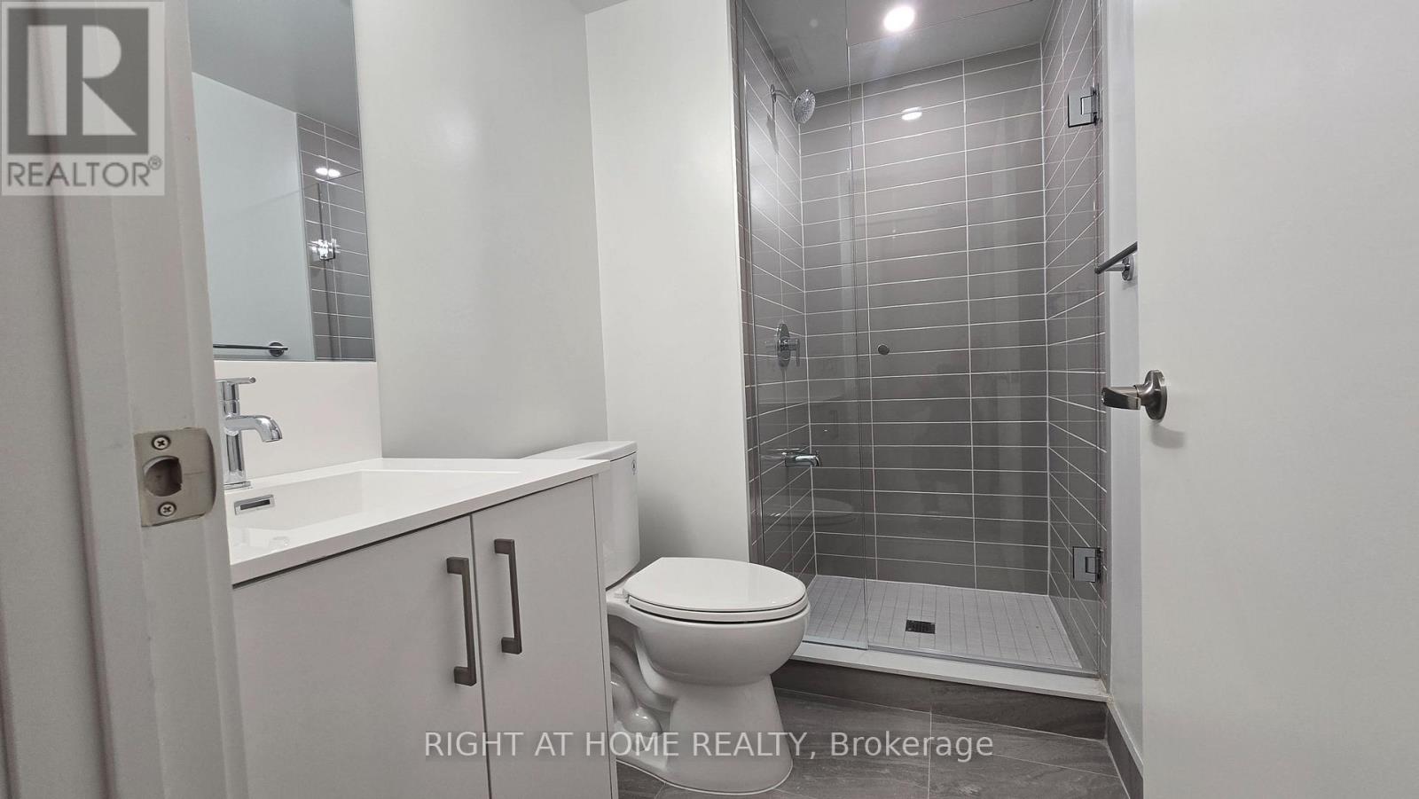520 - 4010 Eglinton Avenue W, Toronto, Ontario M9A 0G5 - Photo 4 - W13600420