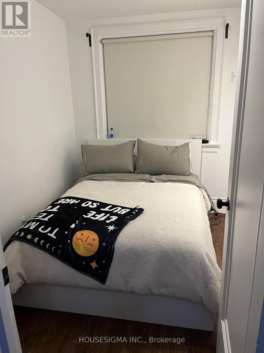 Main, 2nd Floor - 516 Lauder Avenue W, Toronto, Ontario  M6E 3J4 - Photo 11 - C13509890