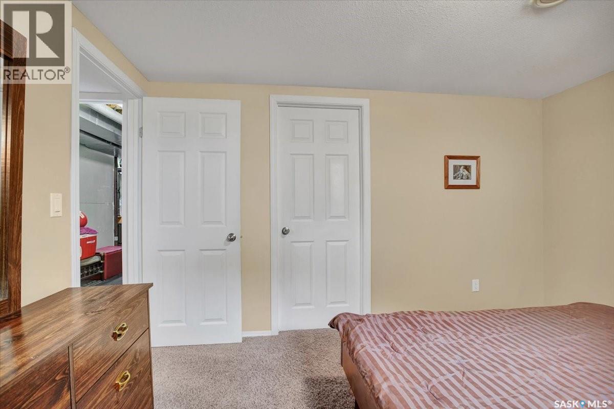 211 Brookshire Crescent, Saskatoon, Saskatchewan  S7V 1H1 - Photo 43 - SK043571