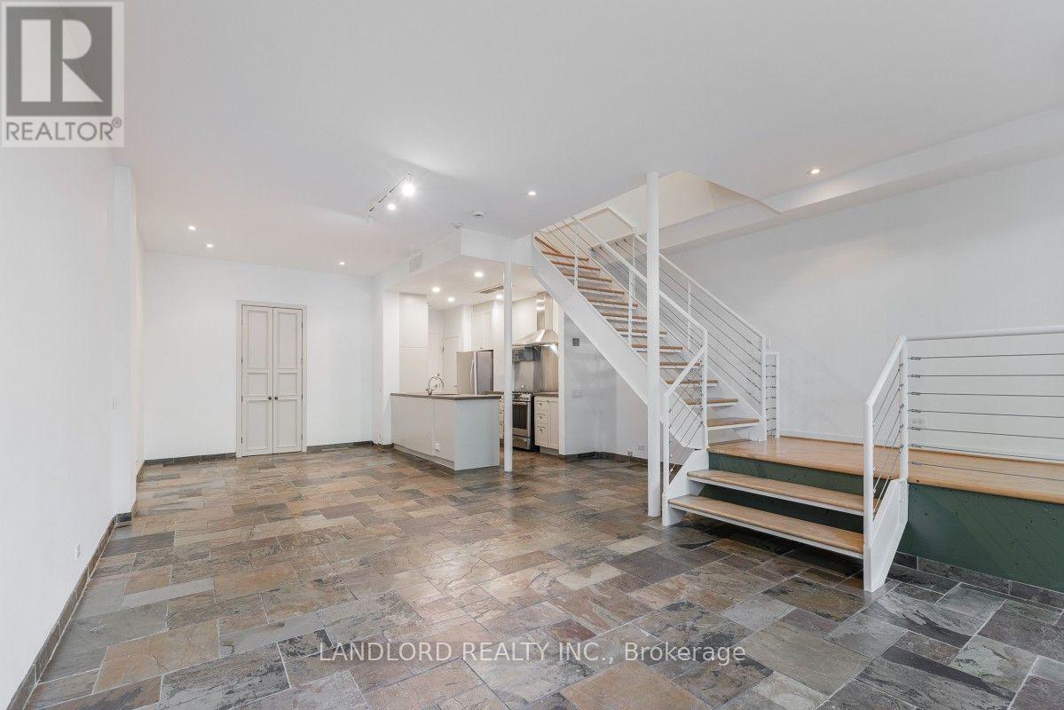 3 - 33 PRICE STREET, Toronto (Rosedale-Moore Park)