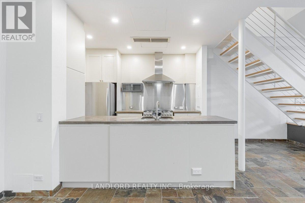 3 - 33 Price Street, Toronto, Ontario  M4W 1Z1 - Photo 4 - C13603100