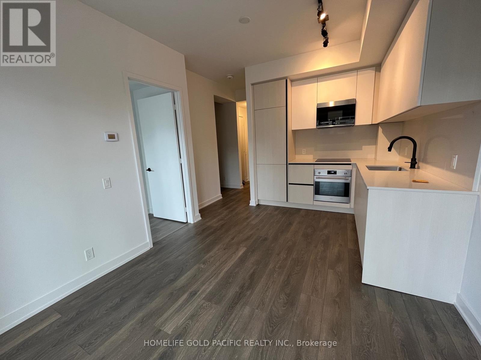 622 - 108 PETER STREET - Photo 10