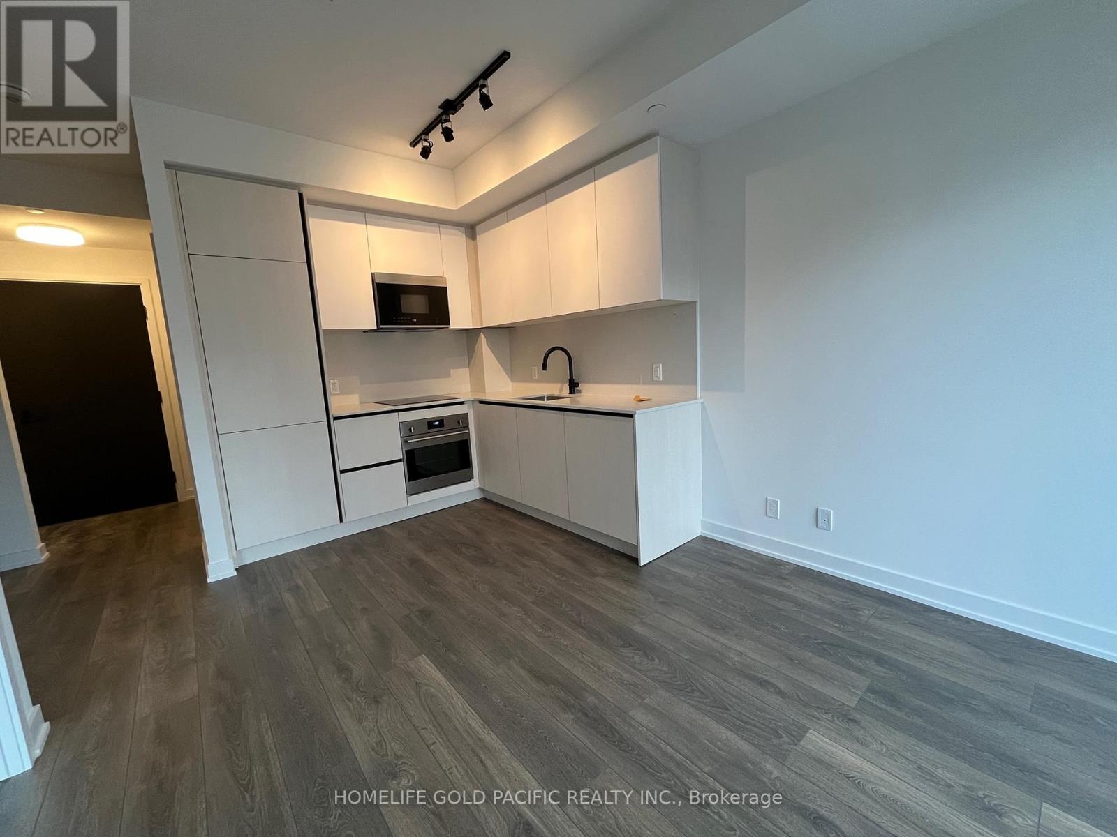 622 - 108 PETER STREET - Photo 11