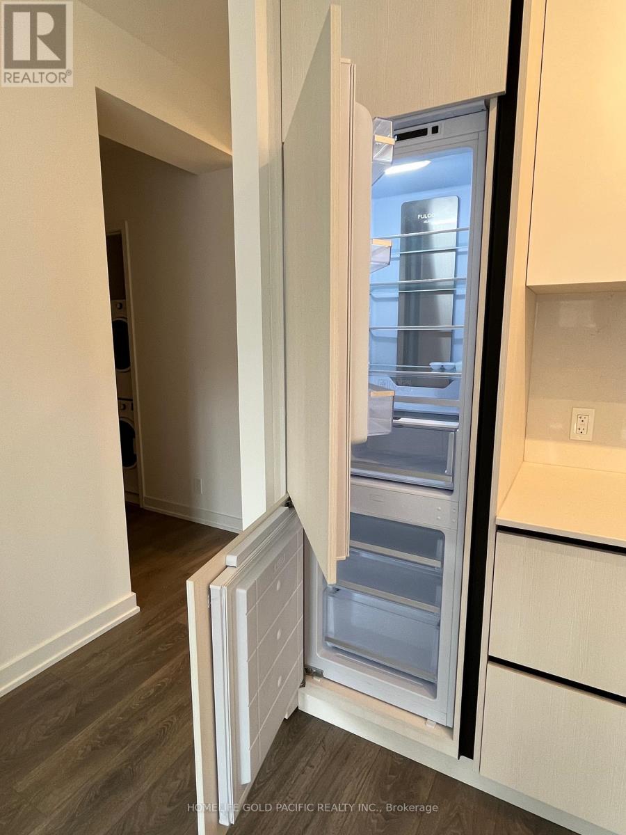 622 - 108 PETER STREET - Photo 4