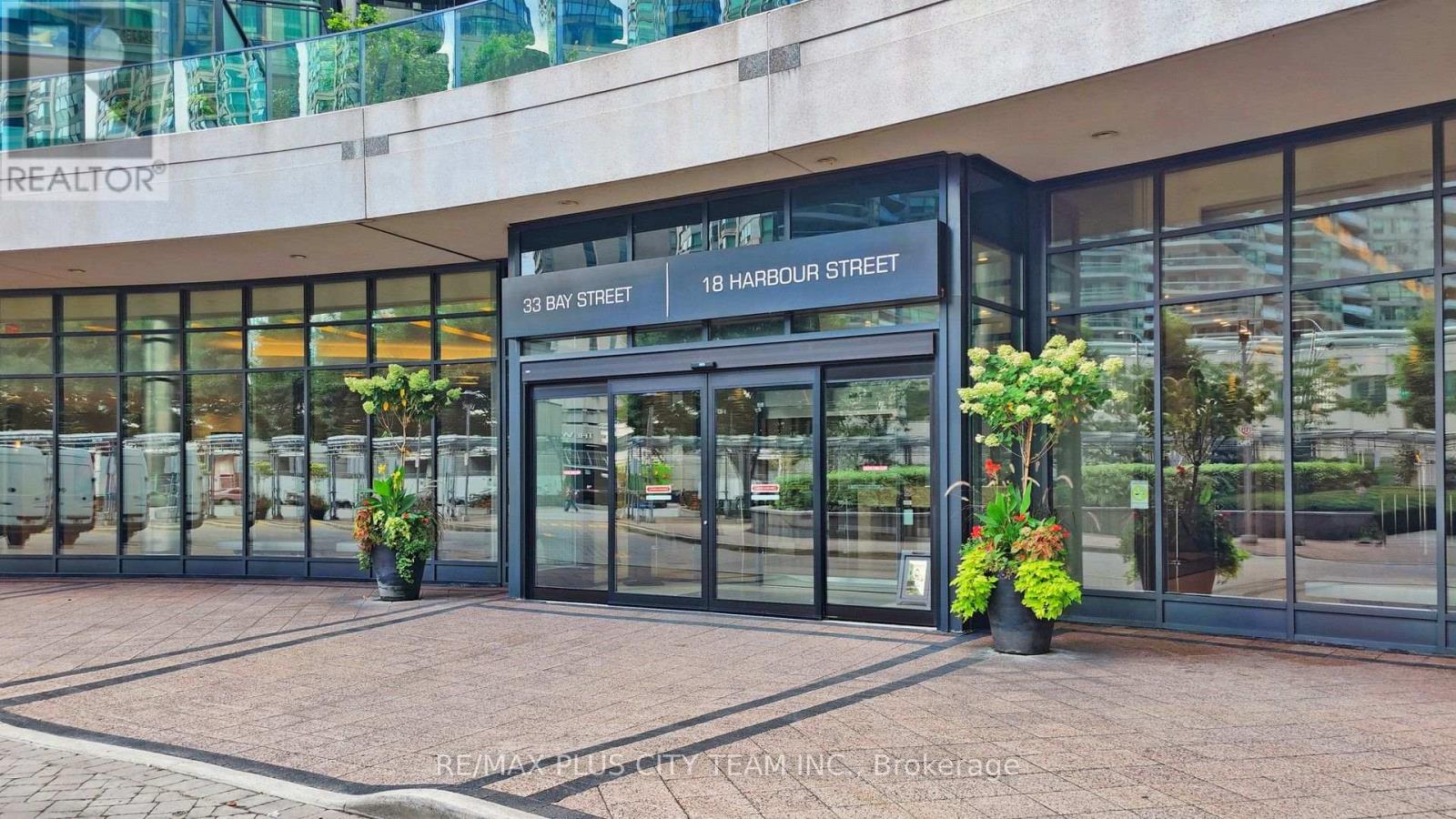 4302 - 16 Harbour Street, Toronto, Ontario  M5J 2Z7 - Photo 2 - C13603158