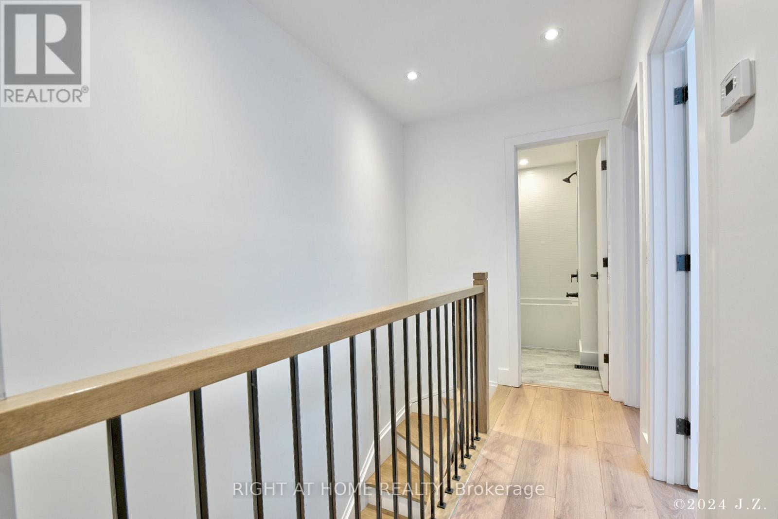 Coachhs - 50a Lanark Avenue, Toronto, Ontario  M6C 2B4 - Photo 4 - C13603174