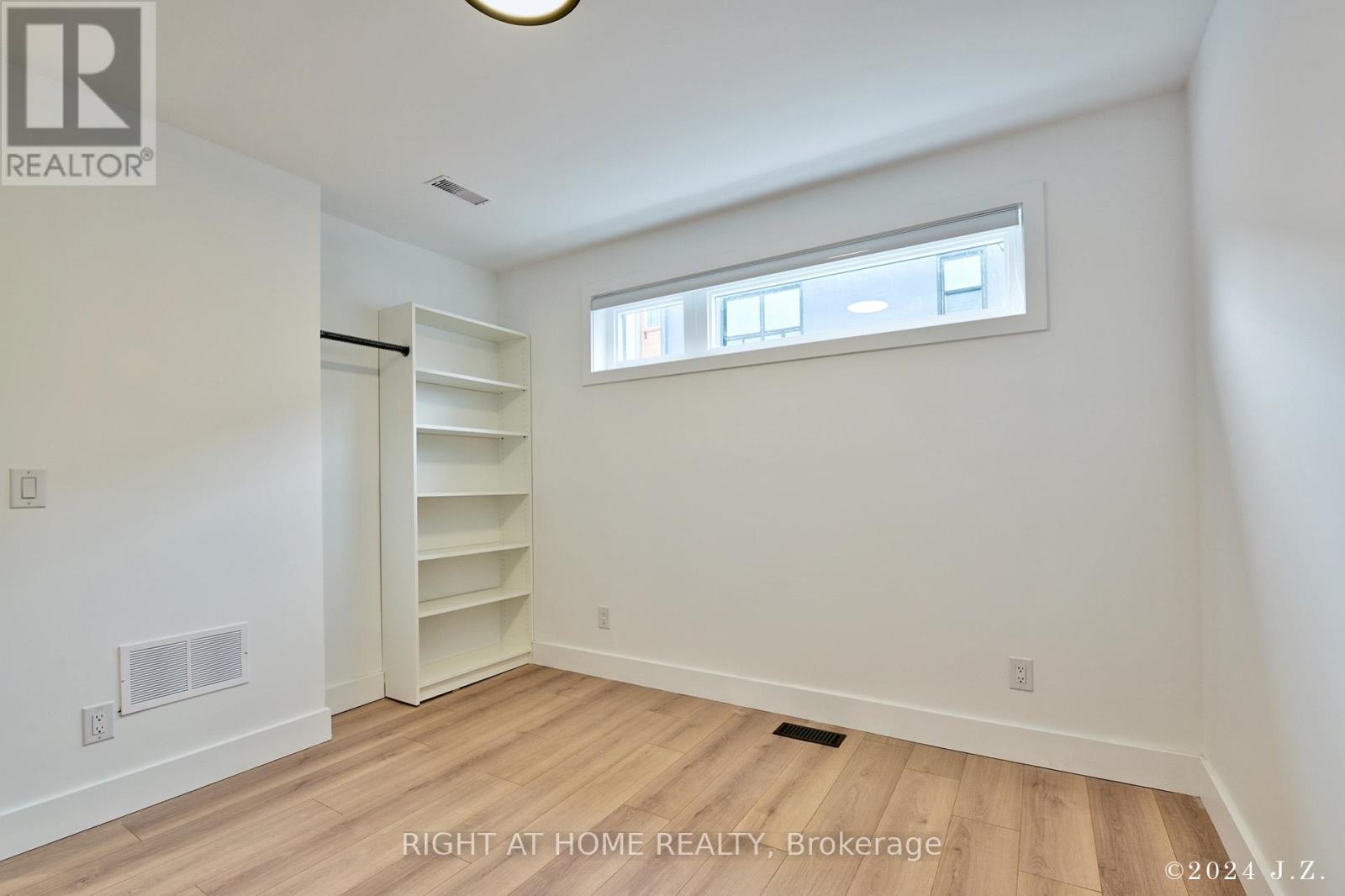 Coachhs - 50a Lanark Avenue, Toronto, Ontario  M6C 2B4 - Photo 7 - C13603174