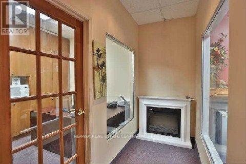 202 - 49 Hillcrest Avenue, Brampton, Ontario L6W 4V4 - Photo 8 - W13002606