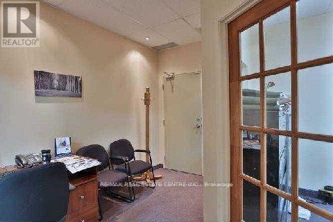202 - 49 Hillcrest Avenue, Brampton, Ontario L6W 4V4 - Photo 3 - W13002606
