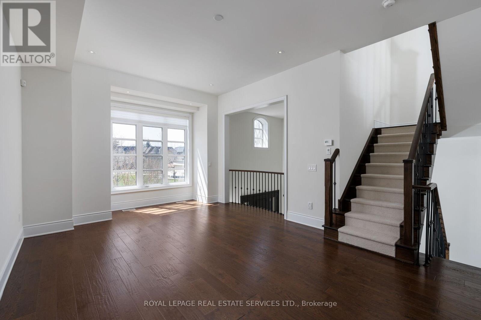 257 Hanover Street, Oakville, Ontario  L6K 0H3 - Photo 7 - W13603058