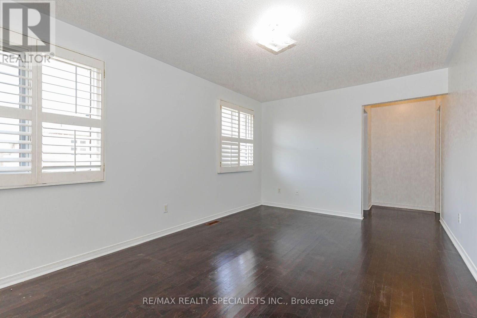 64 Dolphin Song Crescent, Brampton, Ontario  L6R 2A7 - Photo 13 - W13603126