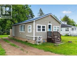 35 Second Avenue, Pointe-Du-Chêne, New Brunswick