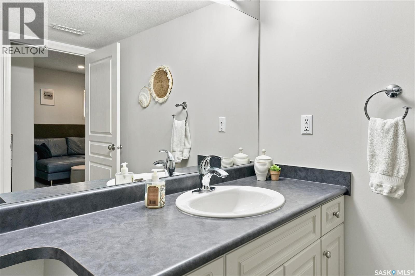 111 655 Kenderdine Road, Saskatoon, Saskatchewan  S7N 4W9 - Photo 37 - SK043561