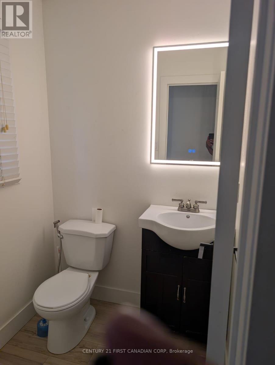 28 - 25 Erica Crescent, London South, Ontario  N6E 3R6 - Photo 2 - X13603330