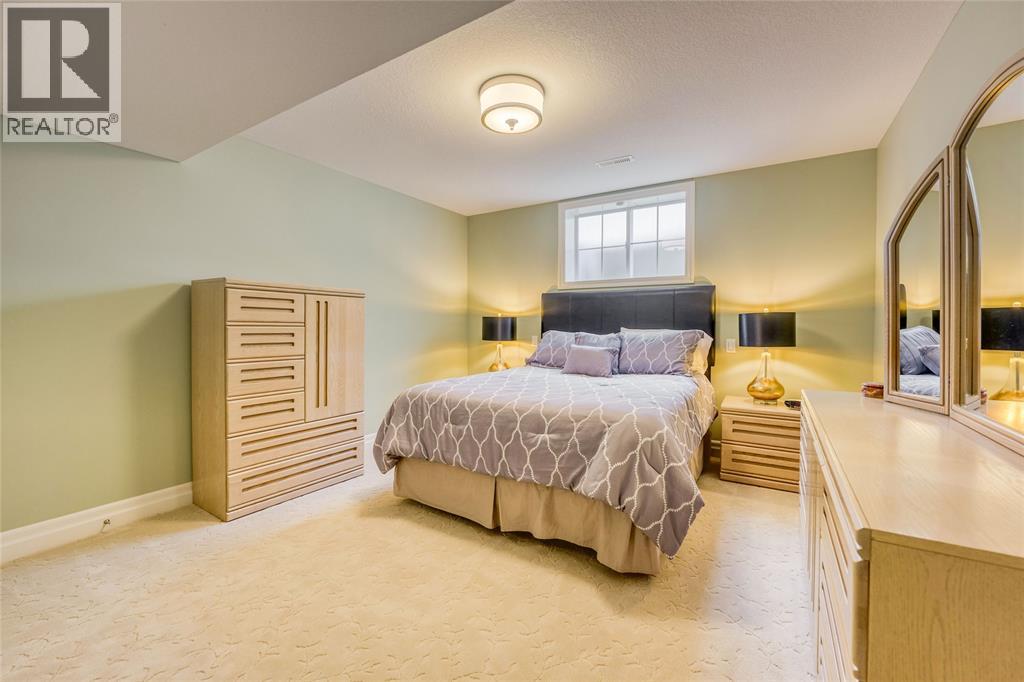 1221 Mike Weir Drive, Sarnia, Ontario  N0N 1C0 - Photo 41 - 26017874