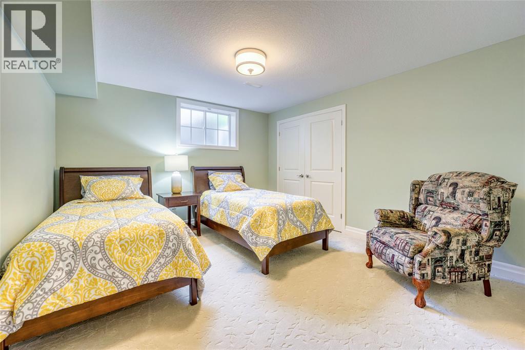 1221 Mike Weir Drive, Sarnia, Ontario  N0N 1C0 - Photo 42 - 26017874