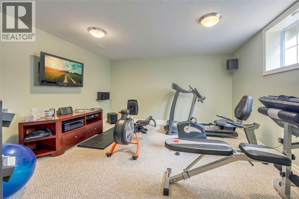 1221 Mike Weir Drive, Sarnia, Ontario  N0N 1C0 - Photo 43 - 26017874