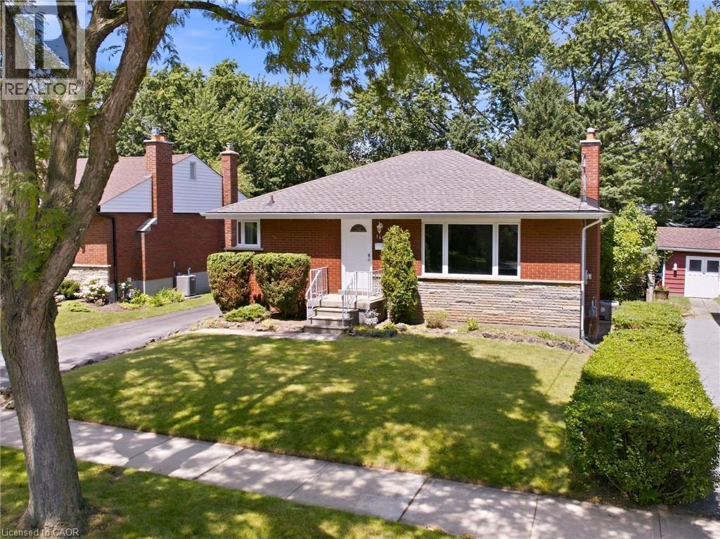 1483 Augustine Drive, Burlington, Ontario  L7P 2N1 - Photo 4 - 40850050