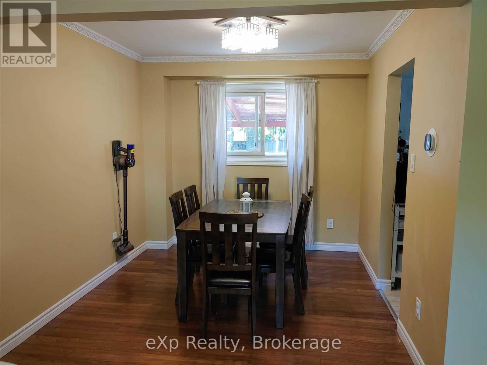 #upper - 96 Larch Street, Hamilton, Ontario  L8T 4P3 - Photo 7 - X13603268