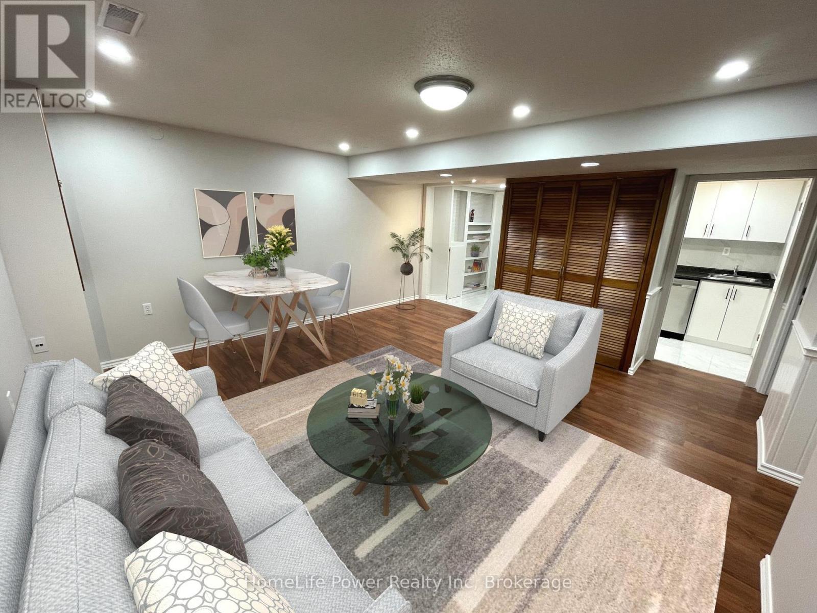 Unit B - 573 Glen Manor Boulevard, Waterloo, Ontario  N2L 4T7 - Photo 3 - X13603360