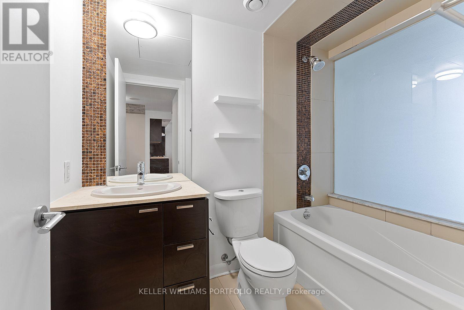 1805 - 375 King Street W, Toronto, Ontario  M5V 1K5 - Photo 27 - C13603262