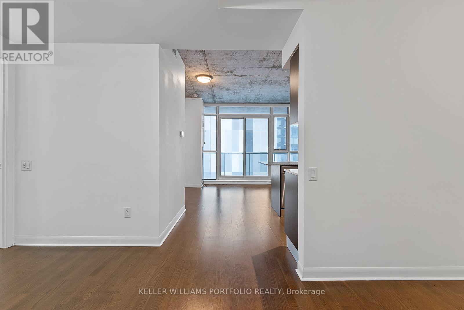 1805 - 375 King Street W, Toronto, Ontario  M5V 1K5 - Photo 3 - C13603262