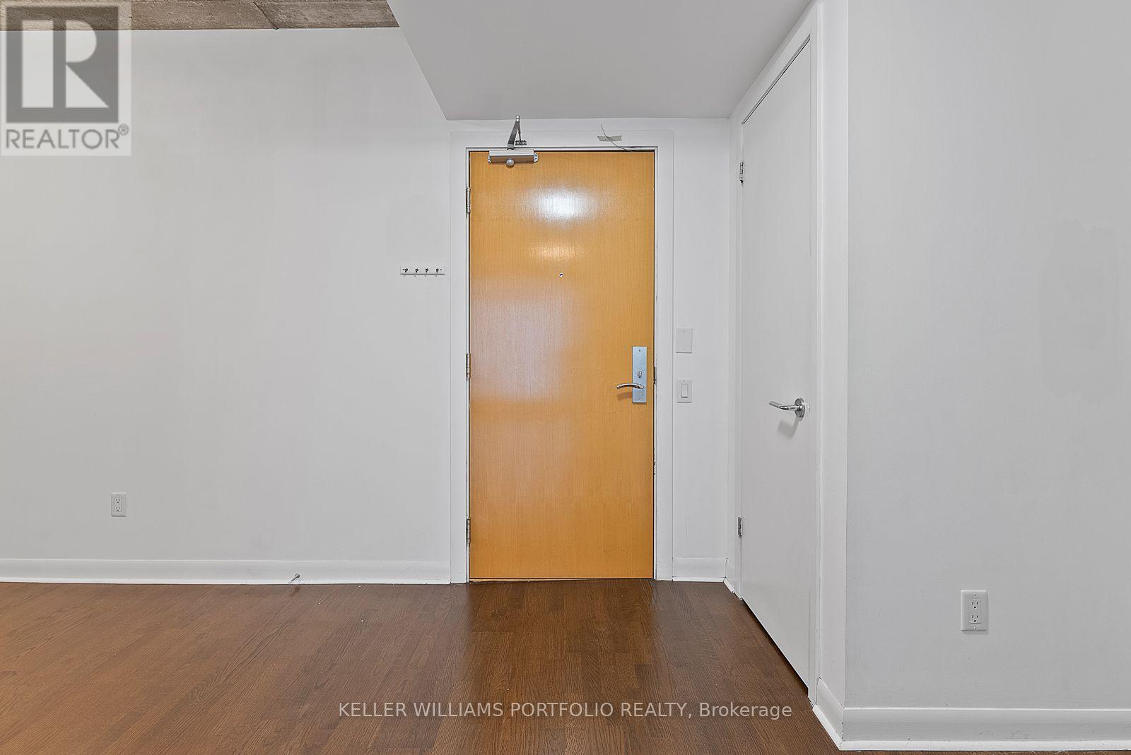 1805 - 375 King Street W, Toronto, Ontario  M5V 1K5 - Photo 4 - C13603262