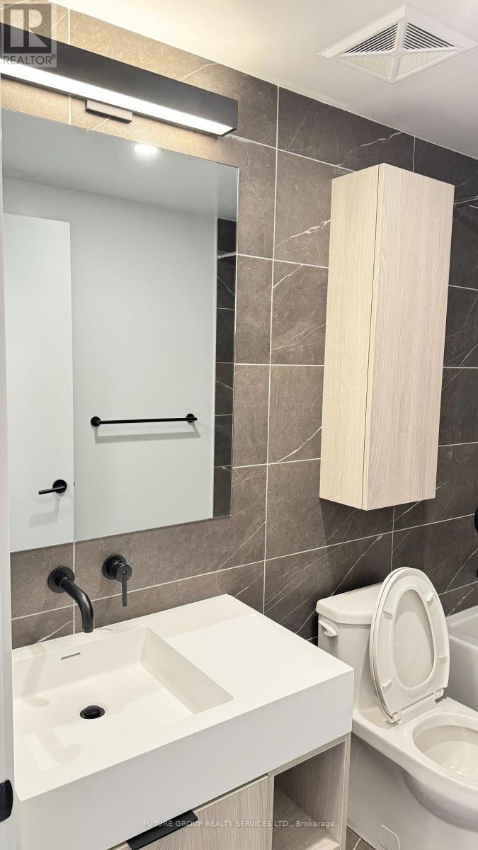 3515 - 108 Peter Street, Toronto, Ontario  M5V 0W2 - Photo 7 - C13603292