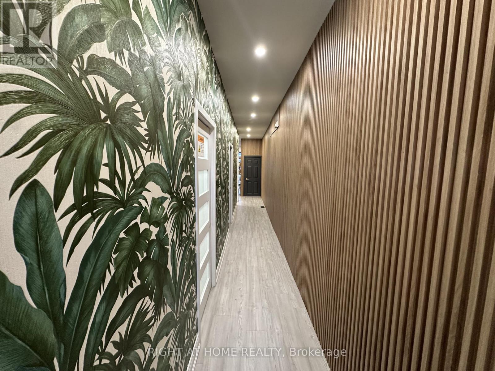 Room 2 - 1639 Eglinton Avenue W, Toronto, Ontario  M6E 2H1 - Photo 14 - C13603348
